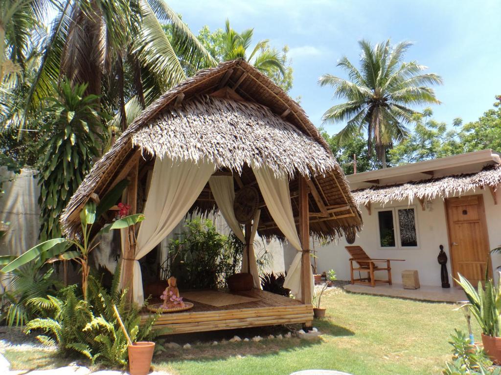 Alumbung Cottages Panglao-stad Buitenkant foto